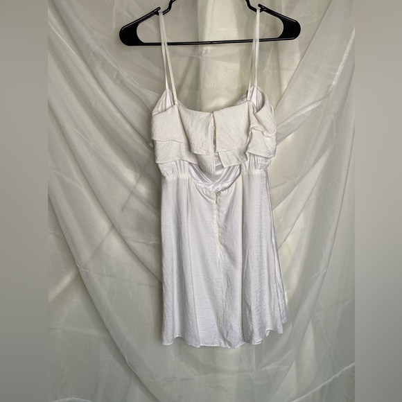 BCBGeneration Strapless Cotton Cutout Dress Flowy Open Back Size 2 - Picture 3 of 7